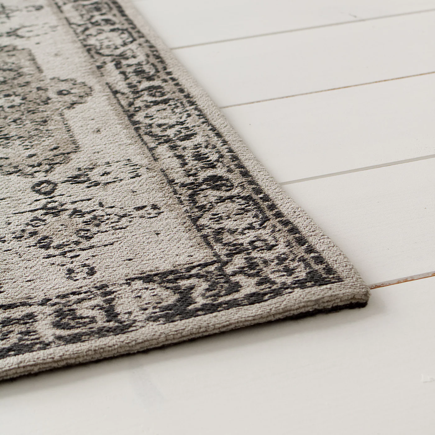 Brooklyn Grey Vintage Rug - Image 5