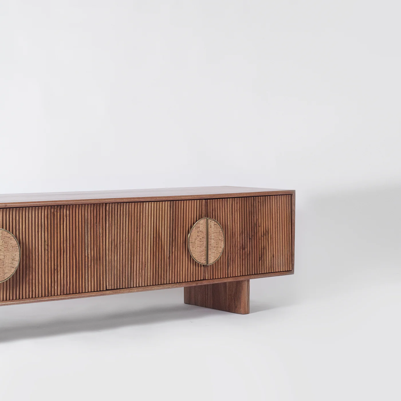 Edvard Acacia Ribbed TV Stand - Image 4