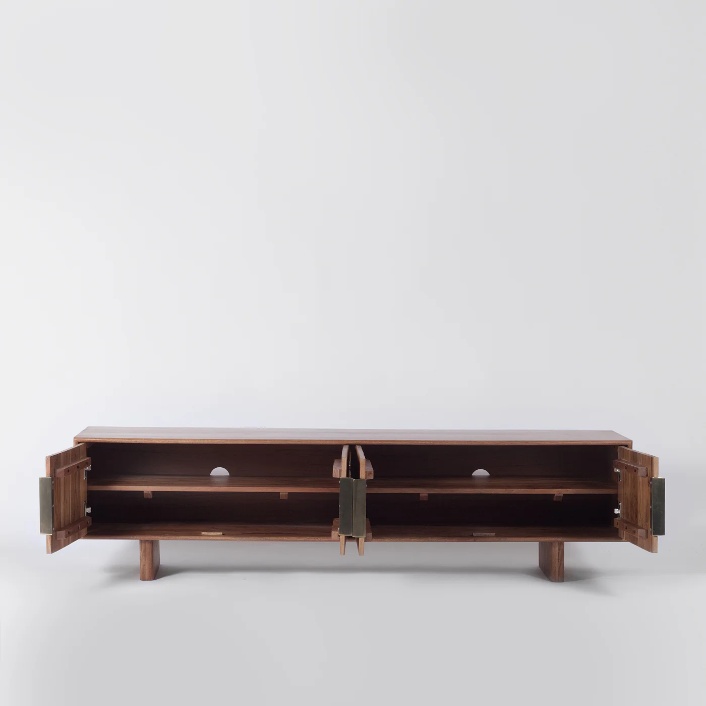 Edvard Acacia Ribbed TV Stand - Image 5