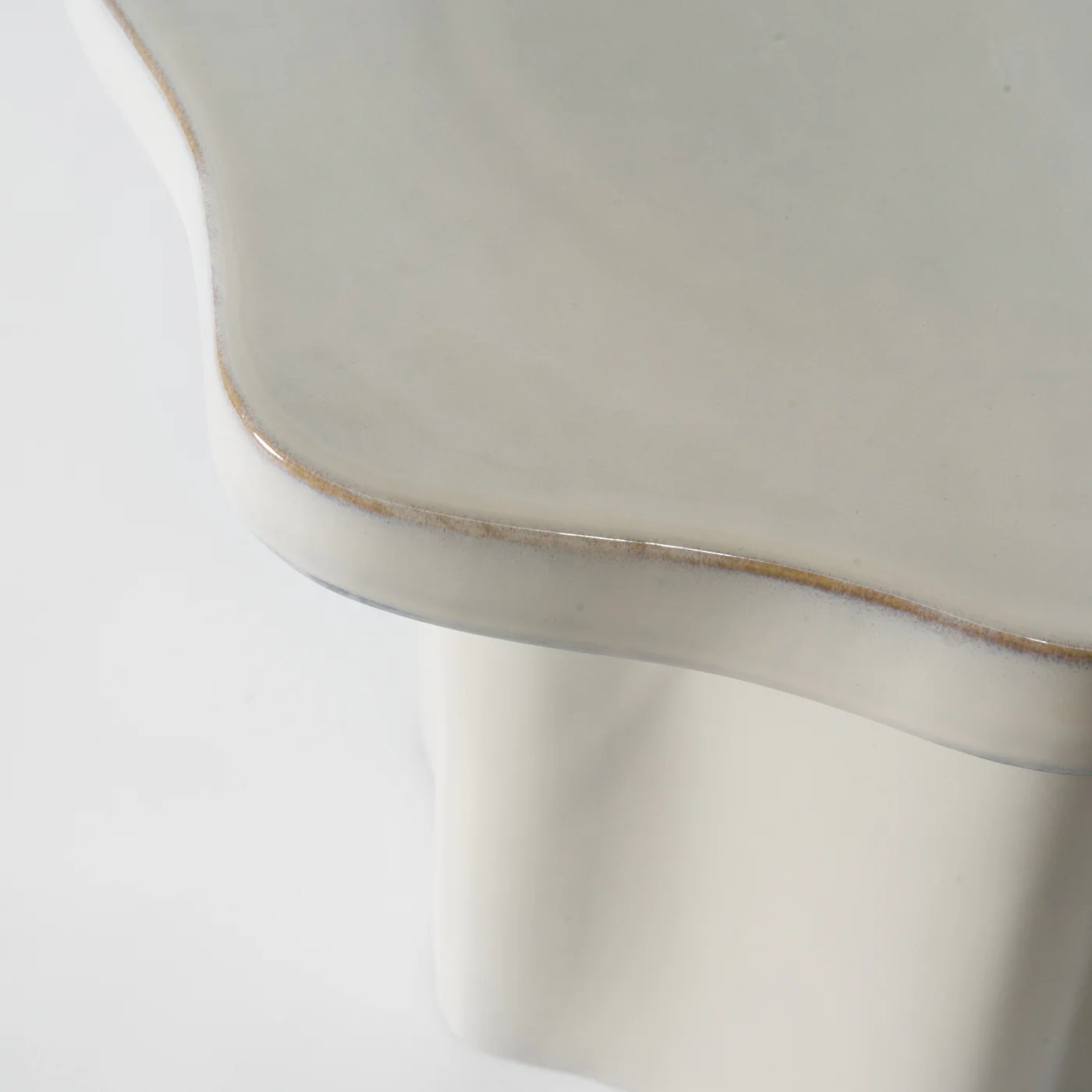 Kado White Ceramic Side Table - Image 3