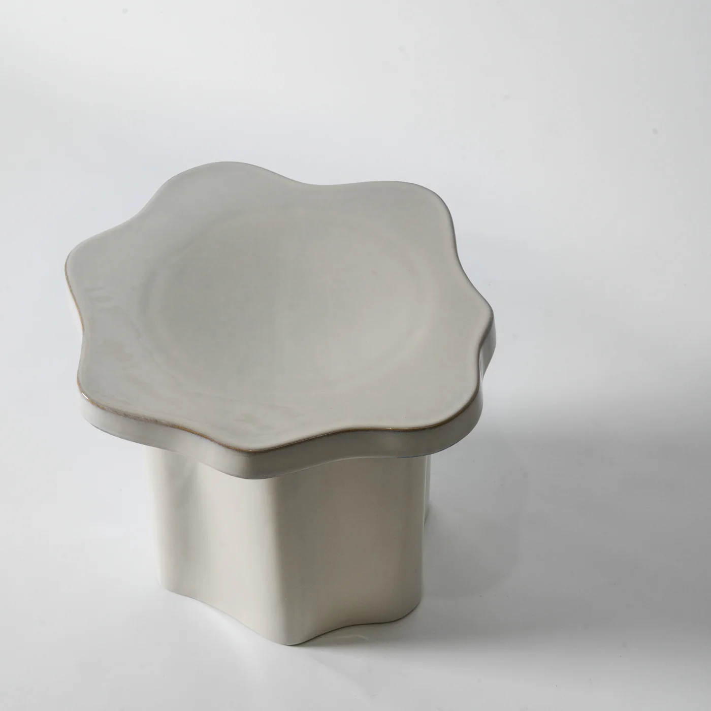 Kado White Ceramic Side Table - Image 4