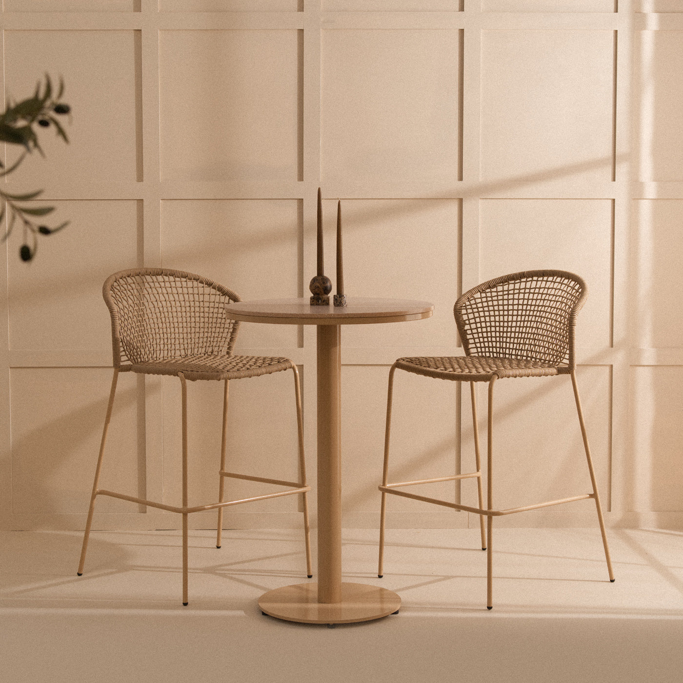 Ojamn Garden Bar Table - Image 7