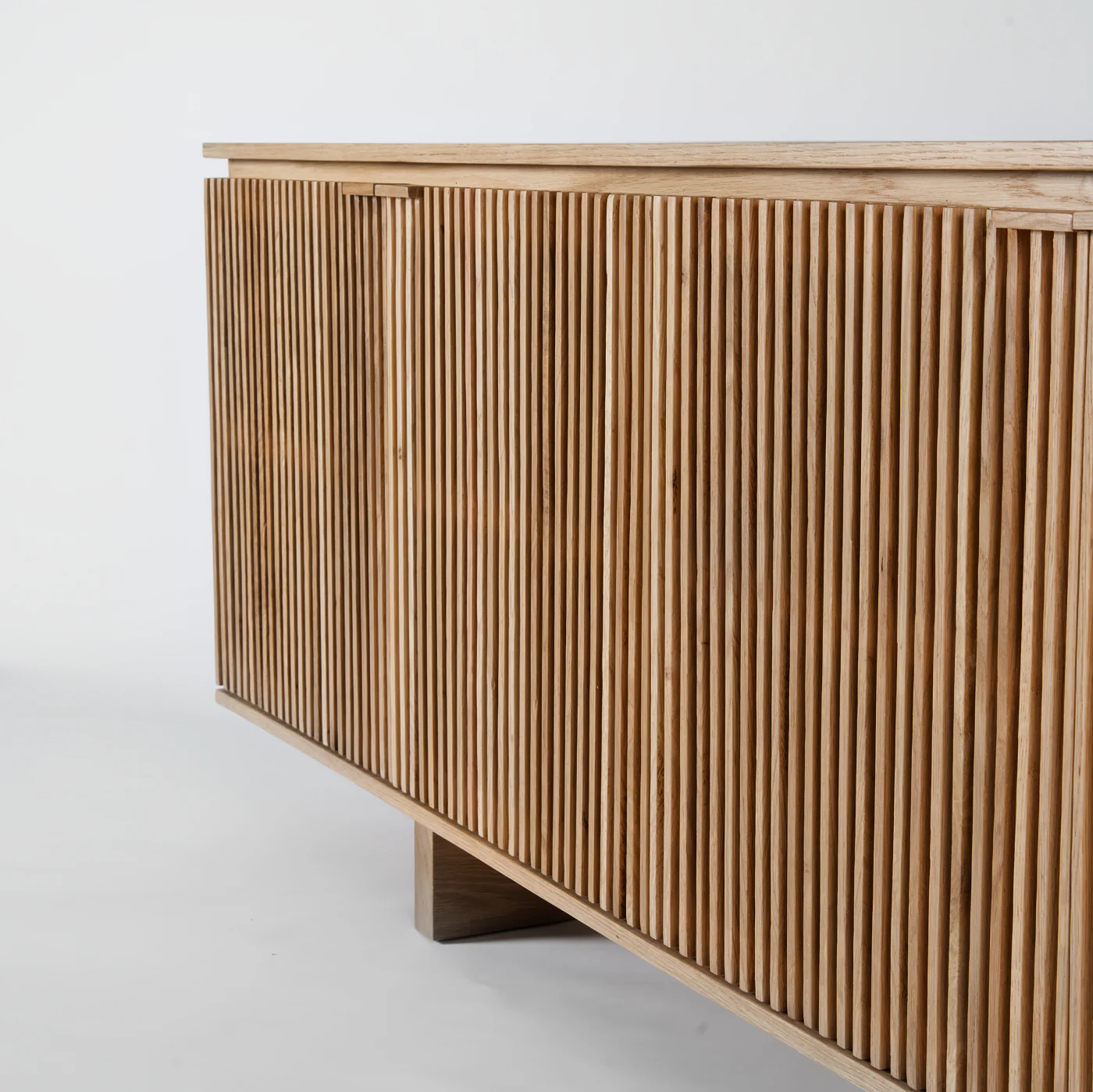 Palea Oak Slatted Sideboard - Image 6