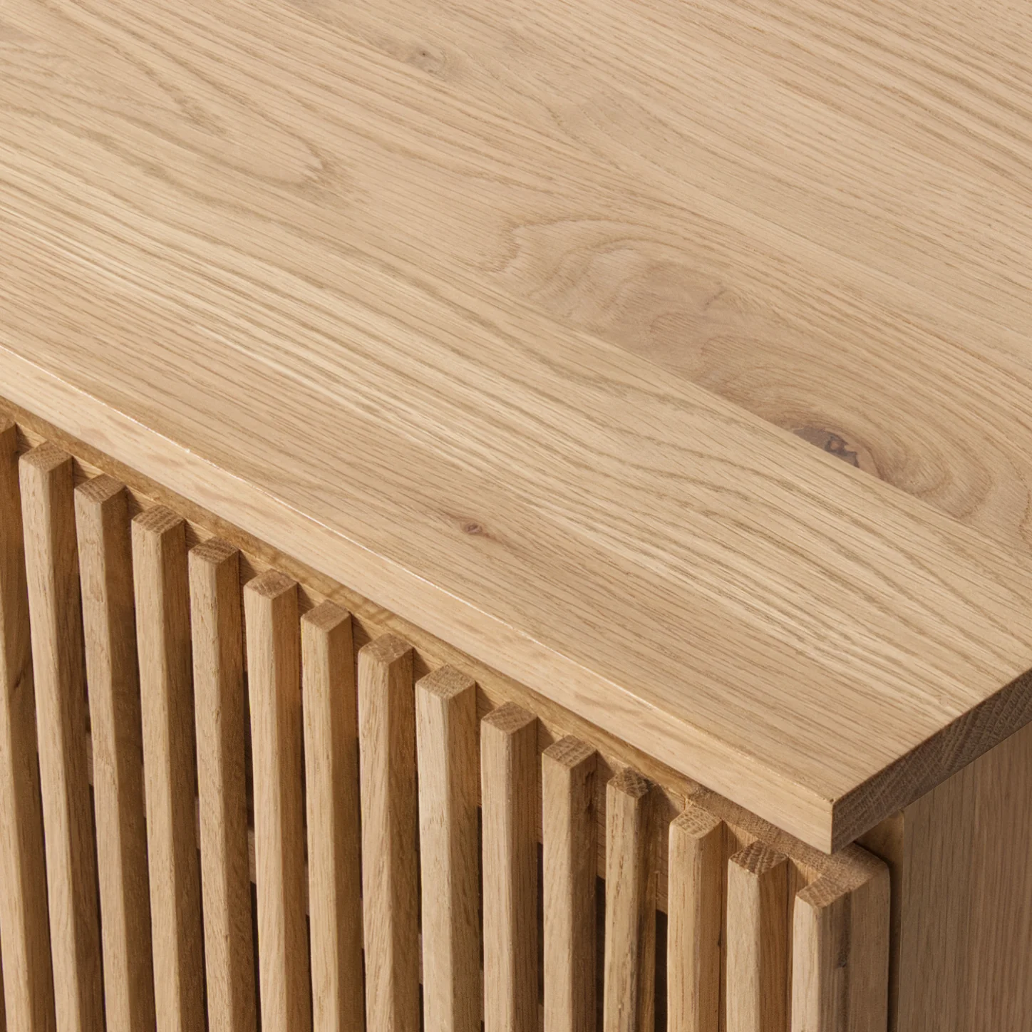 Palea Oak Slatted TV Stand - Image 8