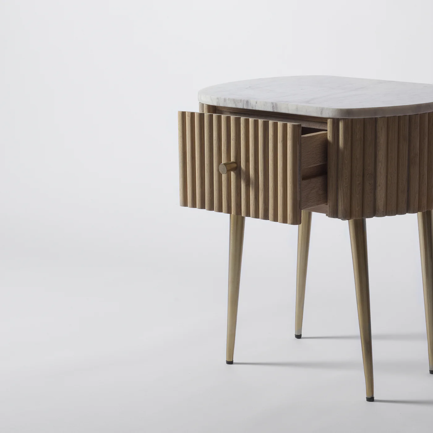 Gunhild Ribbed Oak Bedside Table - Image 3