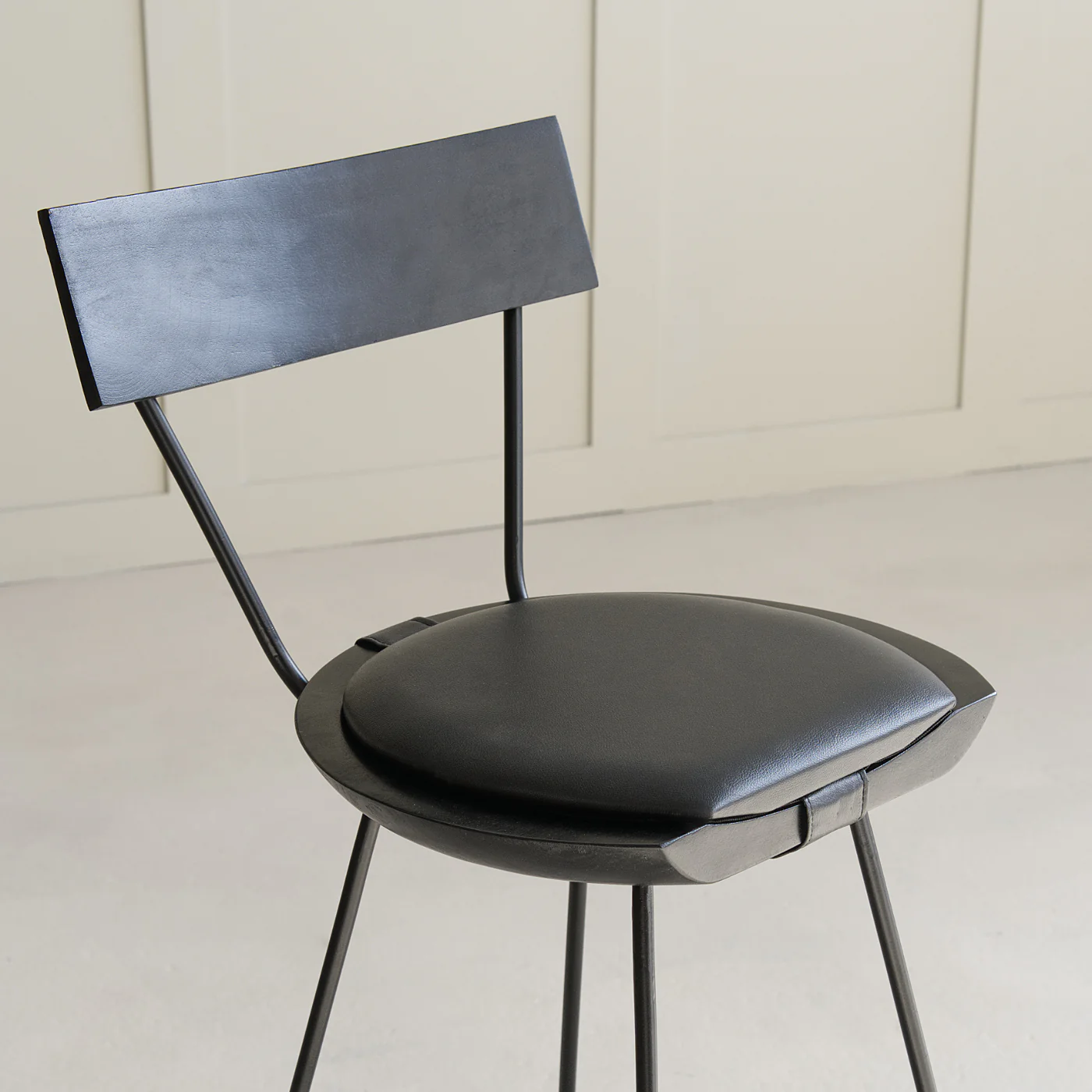 Seat Pad Black - Image 6