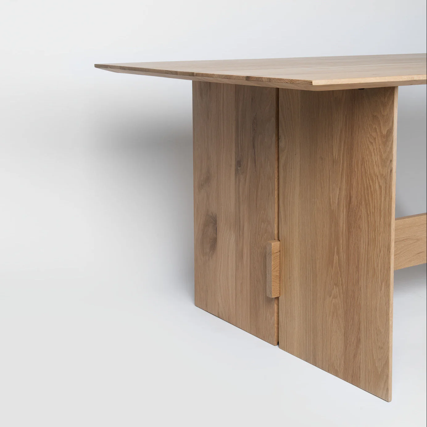 Tramm Oak Dining Table - Image 4