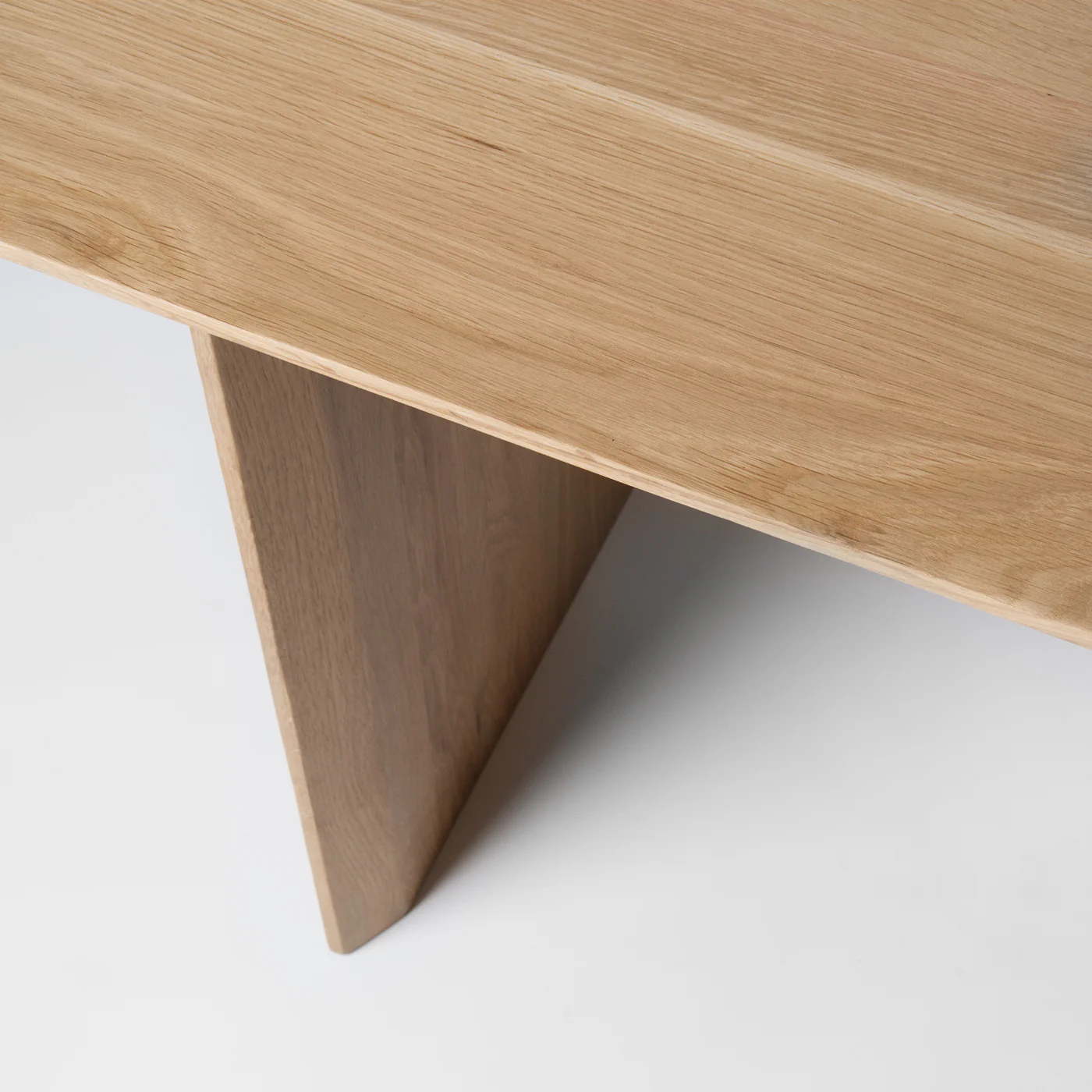 Tramm Oak Dining Table - Image 5